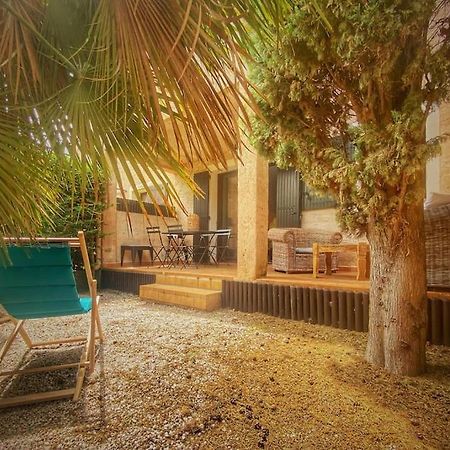 Апартаменти Cocoon'Isle - Jardinet- Jacuzzi Л'Іль-сюр-ла-Сорг Екстер'єр фото